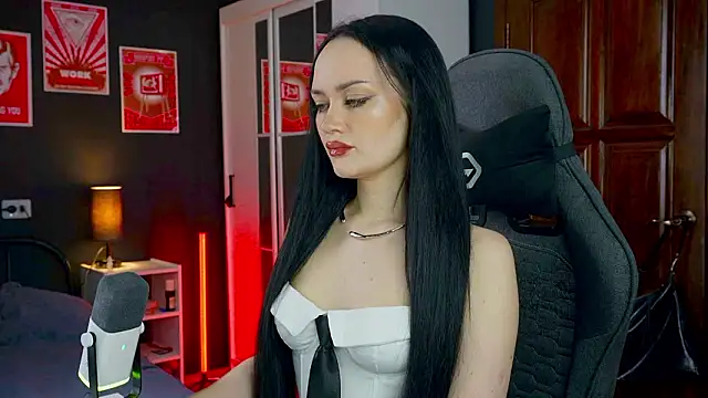 QueenAliss online show from 03/05/26, 08:54