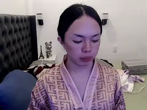 SweetCheska19 online show from 04/14/26, 06:08