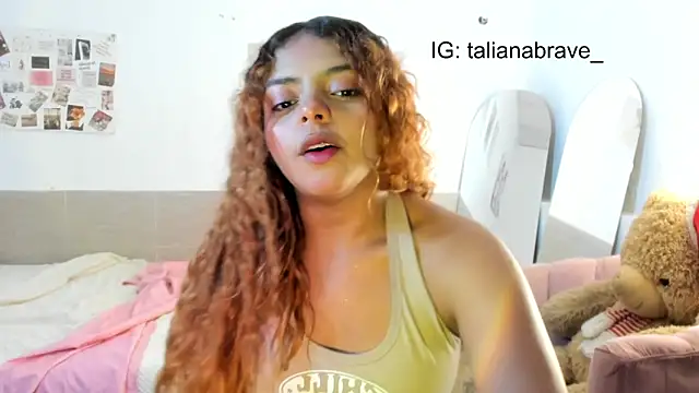 ValienteGirl  online show from 10/02/25, 03:24