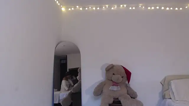 ValienteGirl  online show from 03/01/26, 10:01