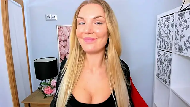 Snapshot of AulloraHoney chatting on 02/17/25, 09:46 AulloraHoney online show from 02/17/25, 09:46