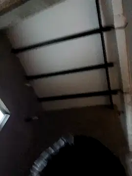 tiben11 online show from 10/18/25, 04:37