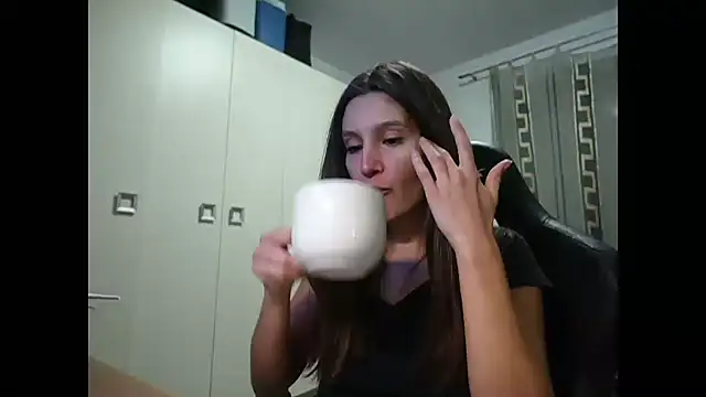 GodlyTheia online show from 12/09/24, 03:54