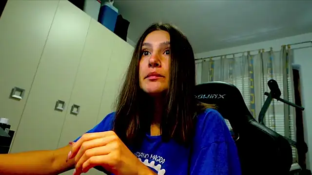 GodlyTheia online show from 10/21/25, 09:43