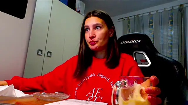 GodlyTheia online show from 12/22/25, 02:03