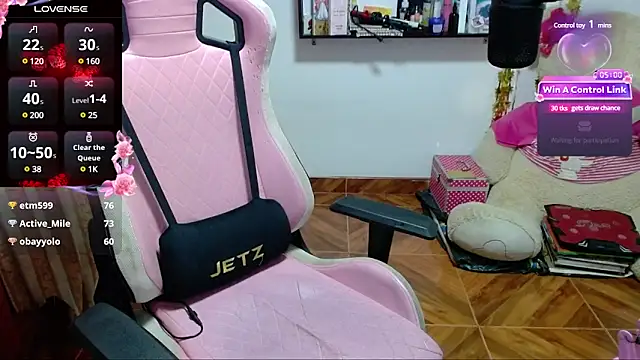 Snapshot of Maggie_Fox3 chatting on 01/07/25, 04:08 Maggie Fox3 online show from 01/07/25, 04:08