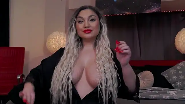 Larissa K online show from 01/31/25, 08:33