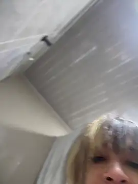 Snapshot of stormytt_ chatting on 09/14/25, 01:32 stormytt online show from 09/14/25, 01:32