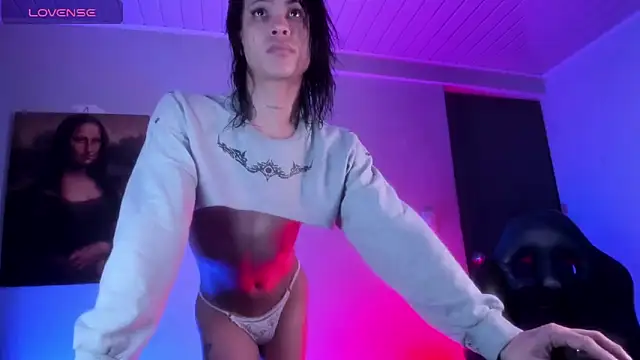 Snapshot of stormytt_ chatting on 11/23/25, 04:45 stormytt online show from 11/23/25, 04:45