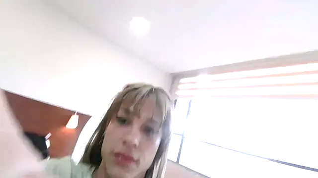 stormytt  online show from 04/19/26, 09:28