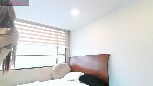 Snapshot of stormytt_ chatting on 04/27/26, 09:02 stormytt online show from 04/27/26, 09:02