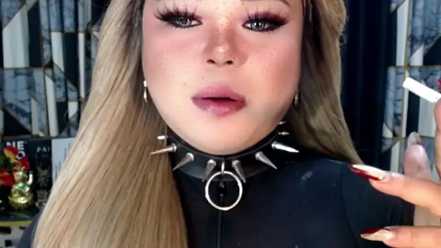 Snapshot of Mistress_DOMnicaaxx chatting on 10/04/25, 12:30 Mistress DOMnicaaxx online show from 10/04/25, 12:30