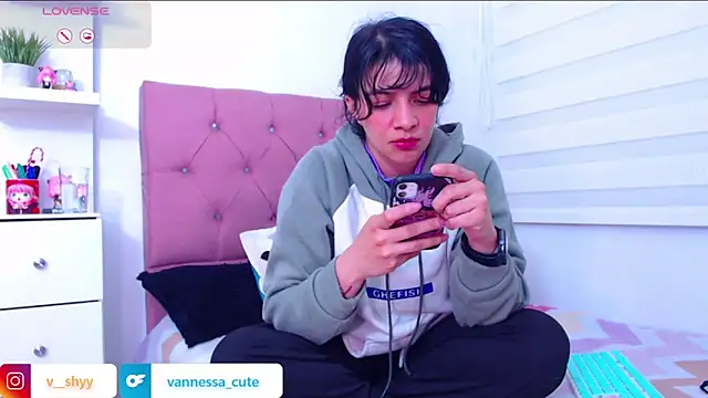 Vannessa  Shy online show from 09/26/25, 12:36