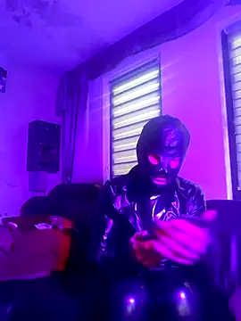 Snapshot of Crystalbitchx chatting on 12/30/24, 07:59 Crystalbitchx online show from 12/30/24, 07:59