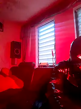 Snapshot of Crystalbitchx chatting on 01/05/25, 08:43 Crystalbitchx online show from 01/05/25, 08:43