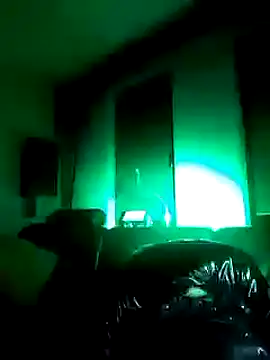 Snapshot of Crystalbitchx chatting on 01/31/25, 01:54 Crystalbitchx online show from 01/31/25, 01:54