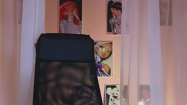 Snapshot of _AnnaStark_ chatting on 01/19/25, 08:30 AnnaStark online show from 01/19/25, 08:30