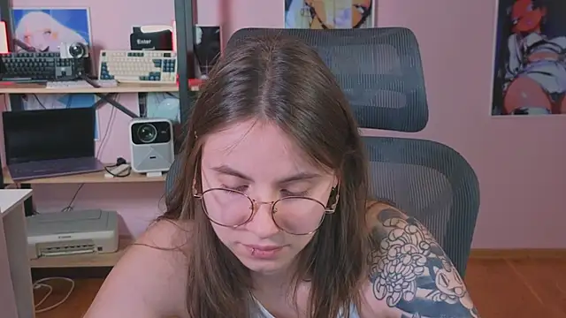  AnnaStark  online show from 04/18/26, 08:20