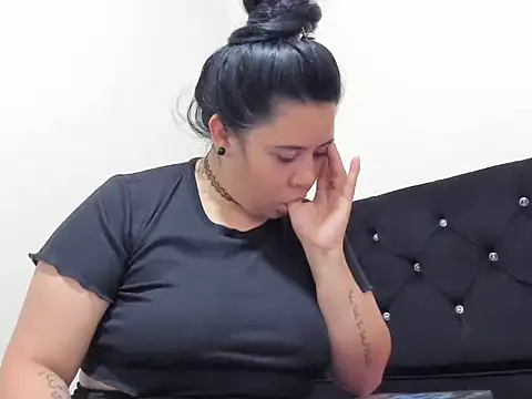 emely garcia online show from 03/13/25, 04:23