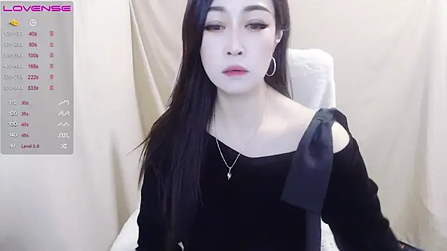 Snapshot of AkinLocal chatting on 10/07/25, 03:04 AkinLocal online show from 10/07/25, 03:04