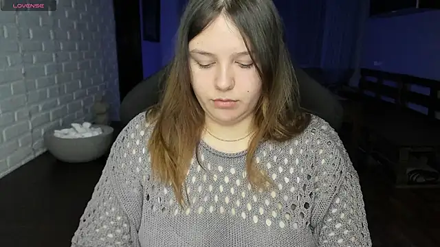 Snapshot of XNirvanaX chatting on 12/16/24, 02:04 XNirvanaX online show from 12/16/24, 02:04