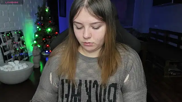 Snapshot of XNirvanaX chatting on 12/24/24, 12:55 XNirvanaX online show from 12/24/24, 12:55