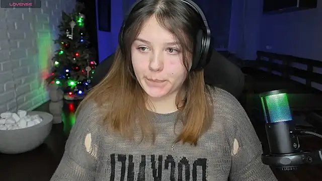 Snapshot of XNirvanaX chatting on 12/29/24, 03:11 XNirvanaX online show from 12/29/24, 03:11