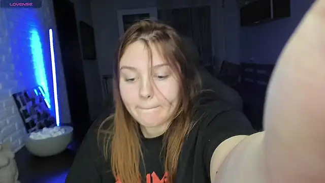 Snapshot of XNirvanaX chatting on 02/26/25, 01:32 XNirvanaX online show from 02/26/25, 01:32