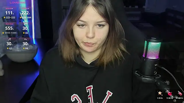 Snapshot of XNirvanaX chatting on 10/01/25, 03:12 XNirvanaX online show from 10/01/25, 03:12