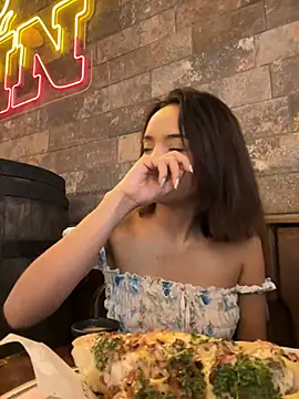 Irina Grant online show from 12/08/24, 01:35