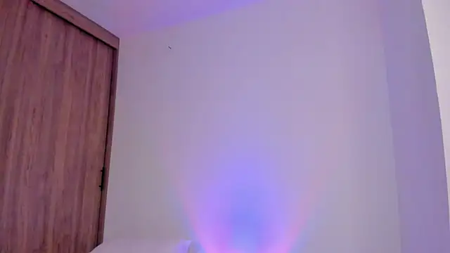 Snapshot of Cheerry1 chatting on 01/13/26, 11:10 Cheerry1 online show from 01/13/26, 11:10