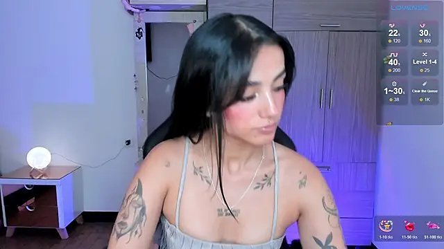 Lizzie corner v online show from 03/24/26, 11:54