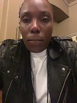 blackcandy15 online show from 04/20/26, 06:09