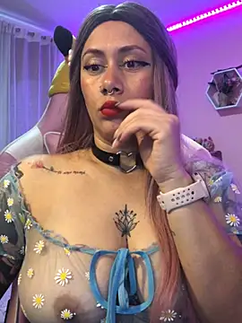 Luna Paris  online show from 03/04/25, 01:49