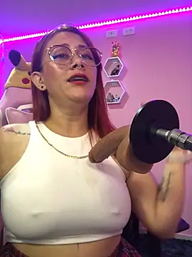 Luna Paris  online show from 03/14/25, 04:30