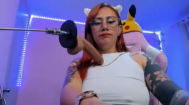 Luna Paris  online show from 03/18/25, 04:48