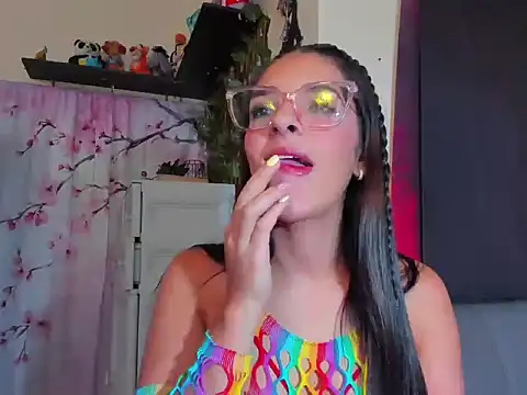 Snapshot of annyluna1 chatting on 05/12/26, 07:33 annyluna1 online show from 05/12/26, 07:33
