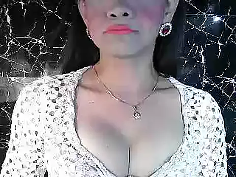 Snapshot of Rosebaumgardner1234 chatting on 01/27/25, 04:52 Rosebaumgardner1234 online show from 01/27/25, 04:52