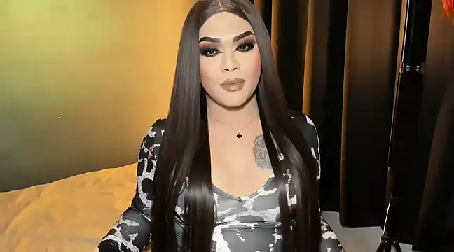 Snapshot of VictoriaEliz chatting on 03/07/25, 06:43 VictoriaEliz online show from 03/07/25, 06:43