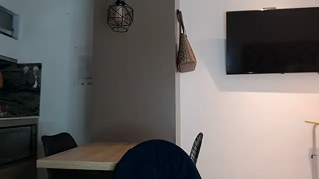 alexademie1 online show from 12/07/24, 12:41