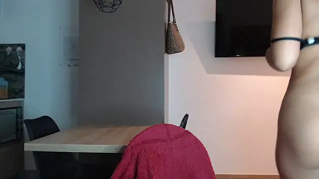 alexademie1 online show from 12/22/24, 10:47