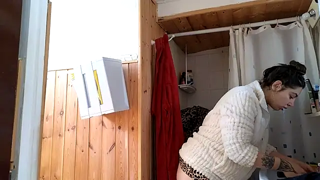 VanessaDoyle online show from 02/21/26, 11:44