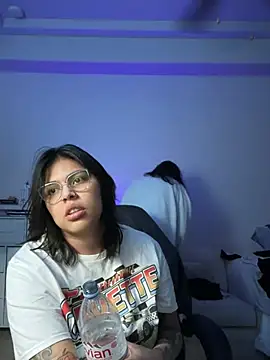 drizzypeach602 online show from 01/27/25, 09:44