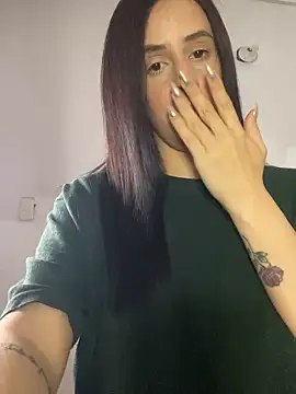 Amira Milker online show from 01/06/25, 02:58