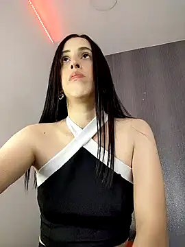 Amira Milker online show from 02/01/25, 08:05