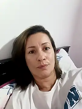 Snapshot of Verito_hot chatting on 02/01/25, 02:47 Verito hot online show from 02/01/25, 02:47