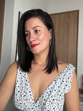 Snapshot of Verito_hot chatting on 09/27/25, 06:46 Verito hot online show from 09/27/25, 06:46