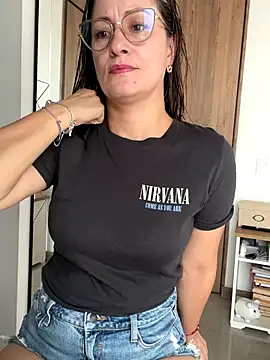 Verito hot online show from 12/17/25, 05:52