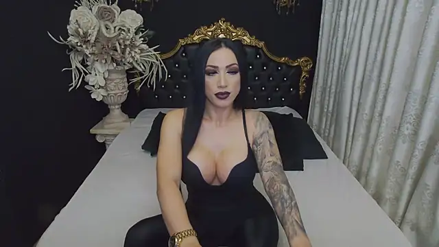 MichaelaDark online show from 11/05/25, 04:45