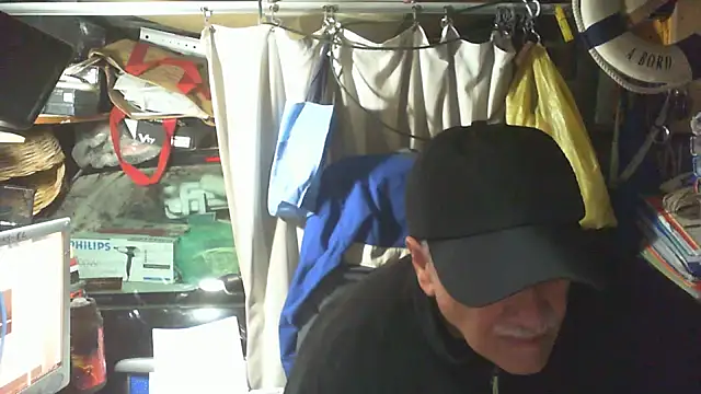 Snapshot of nonnomaturobisex chatting on 02/02/26, 11:42 nonnomaturobisex online show from 02/02/26, 11:42